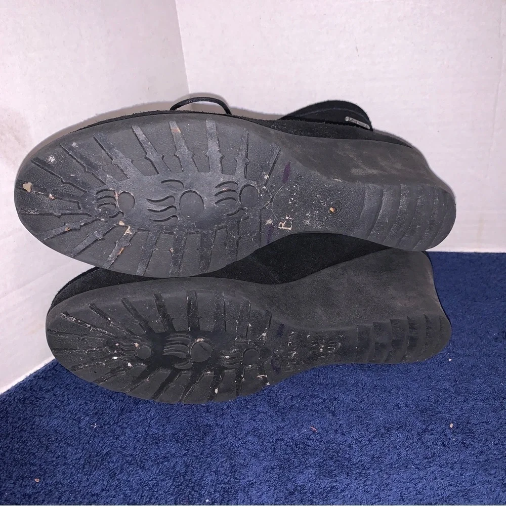 Bearpaw Angelina Wedge Ankle Boots Booties Black Suede Leather Women’s Size 10